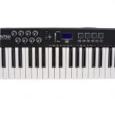 AMW P61X Teclado Black Controlador Midi USB com 61 Teclas PADs Faders e Knobs
