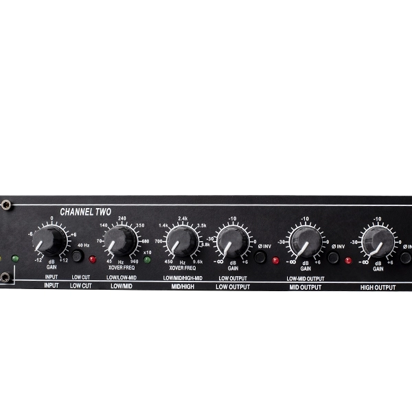 AMW CX234 Crossover Analógico 3 Vias Estéreo em Rack 19´´