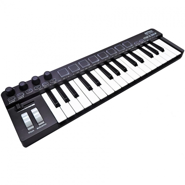 AMW Mini 32 PAD Black Teclado Controlador Midi 32 Teclas 8 PADs Arp Chord Hi End