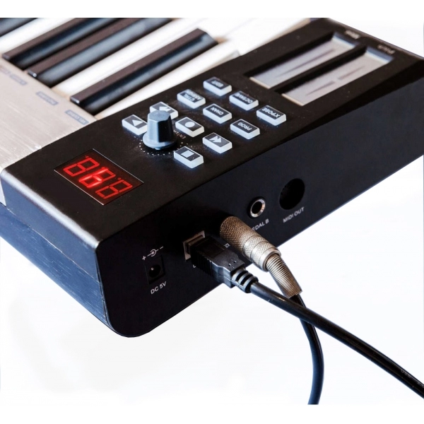 (USADO) KFX SW61 Teclado Controlador Midi USB Com 61 Teclas
